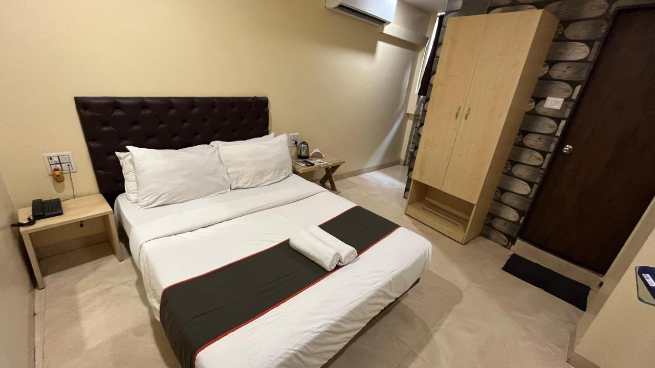 U Life Hotel Bombaj Exteriér fotografie